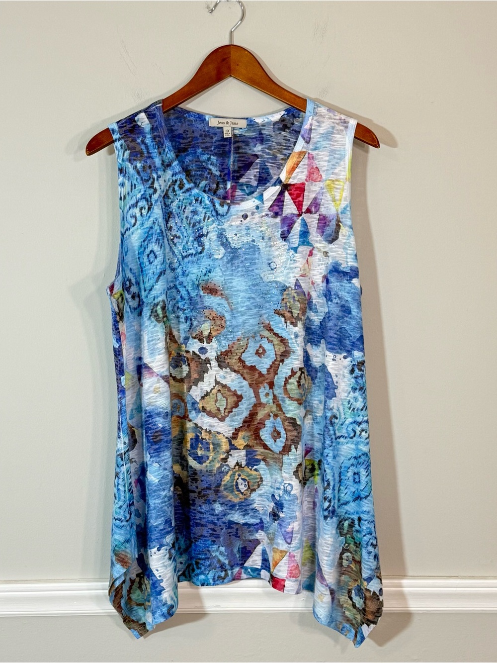 Jess & Jane Abstract Printed Handkerchief Hem Sleeveless Top Sz 1X Artsy Boho